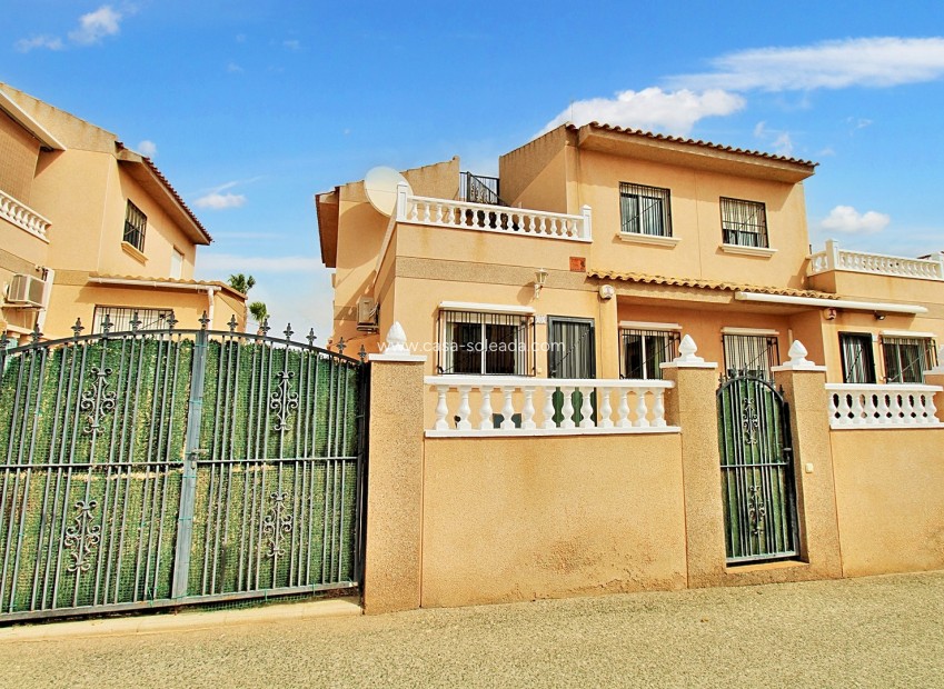 Herverkoop - Herenhuis - Villamartin - PAU 8