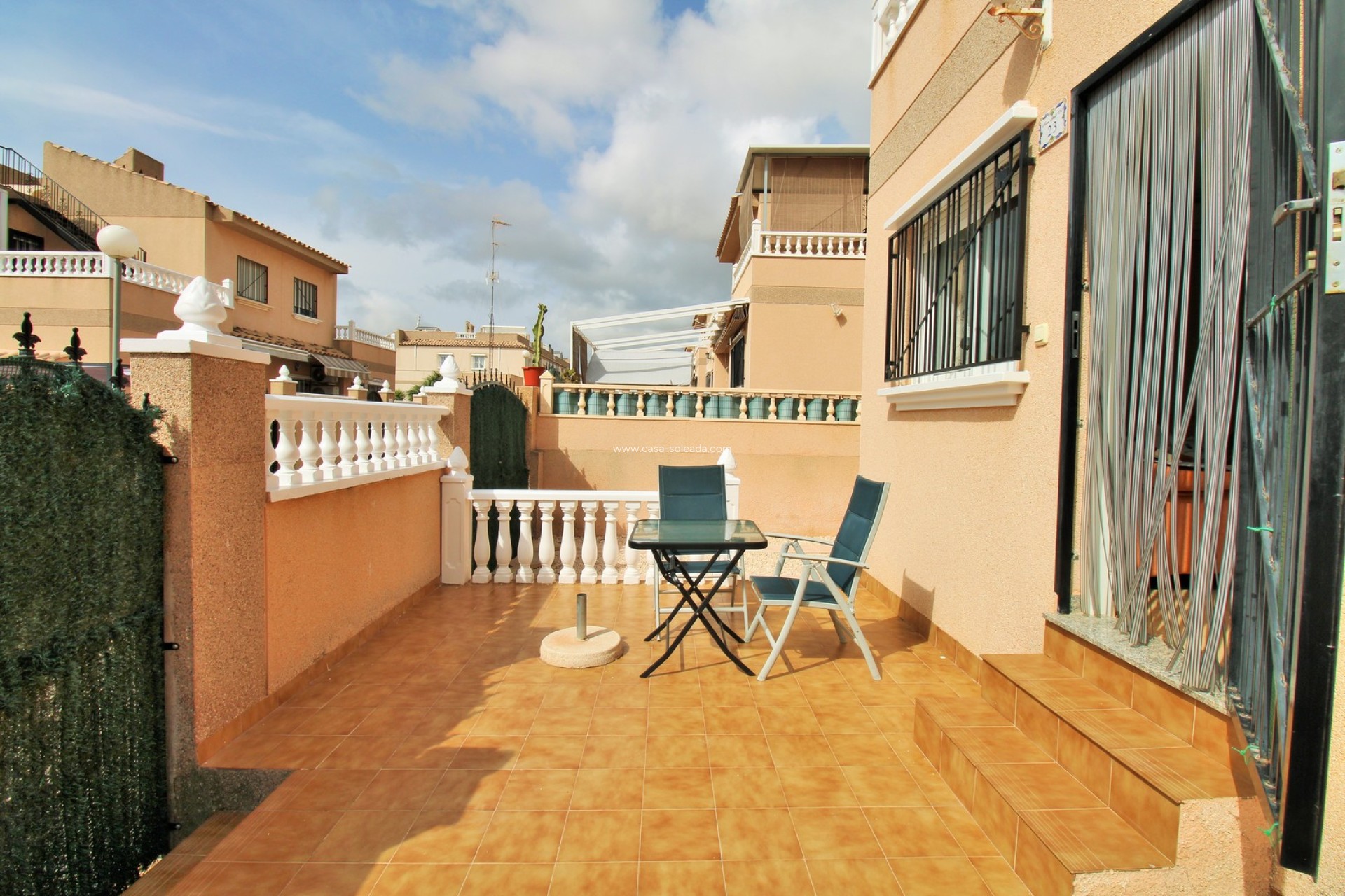 Herverkoop - Herenhuis - Villamartin - PAU 8