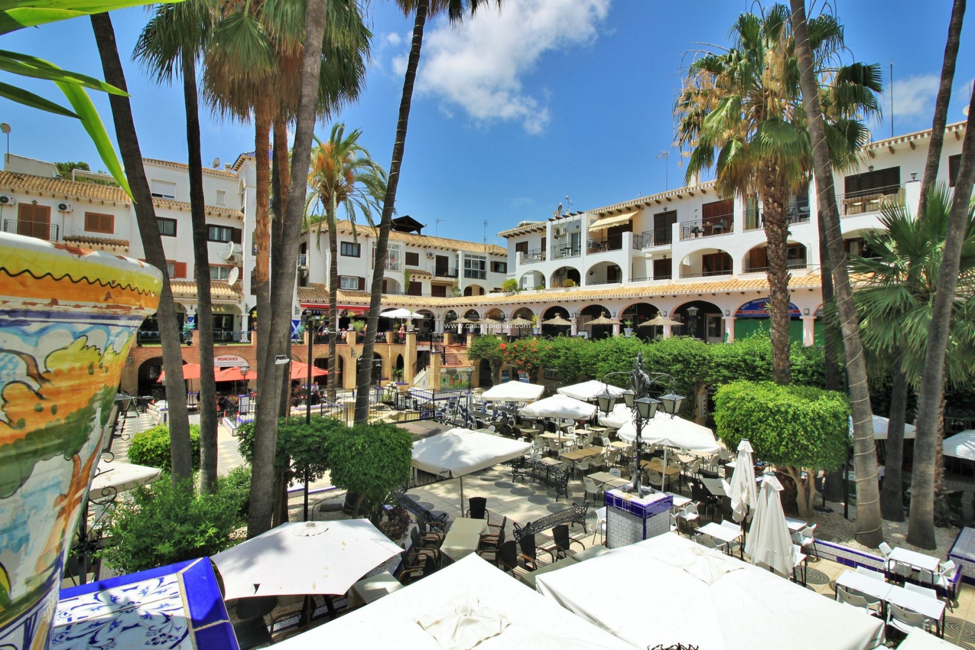 Herverkoop - Herenhuis - Villamartin - PAU 8