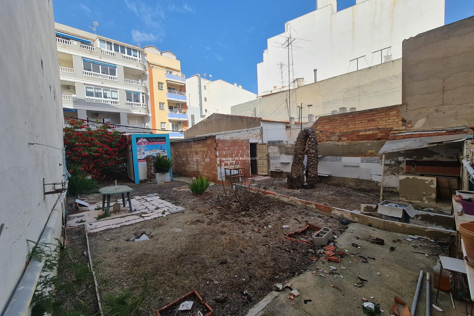 Herverkoop - Land - Torrevieja - Estacion Autobuses