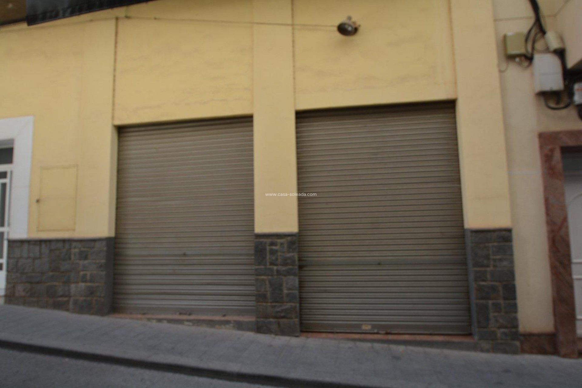 Herverkoop - Reclame - Bigastro - Center