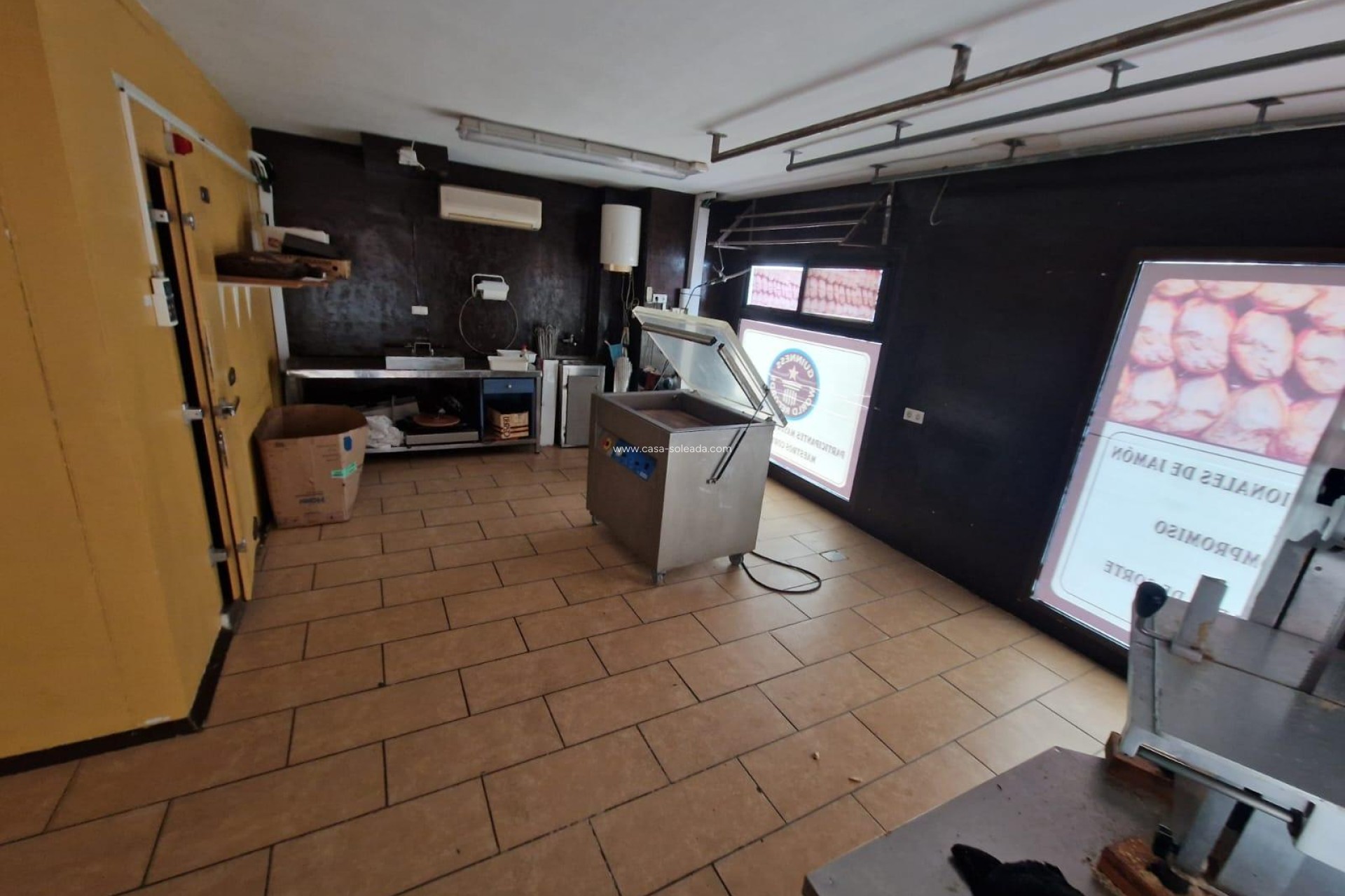 Herverkoop - Reclame - Torrevieja - Estacion Autobuses