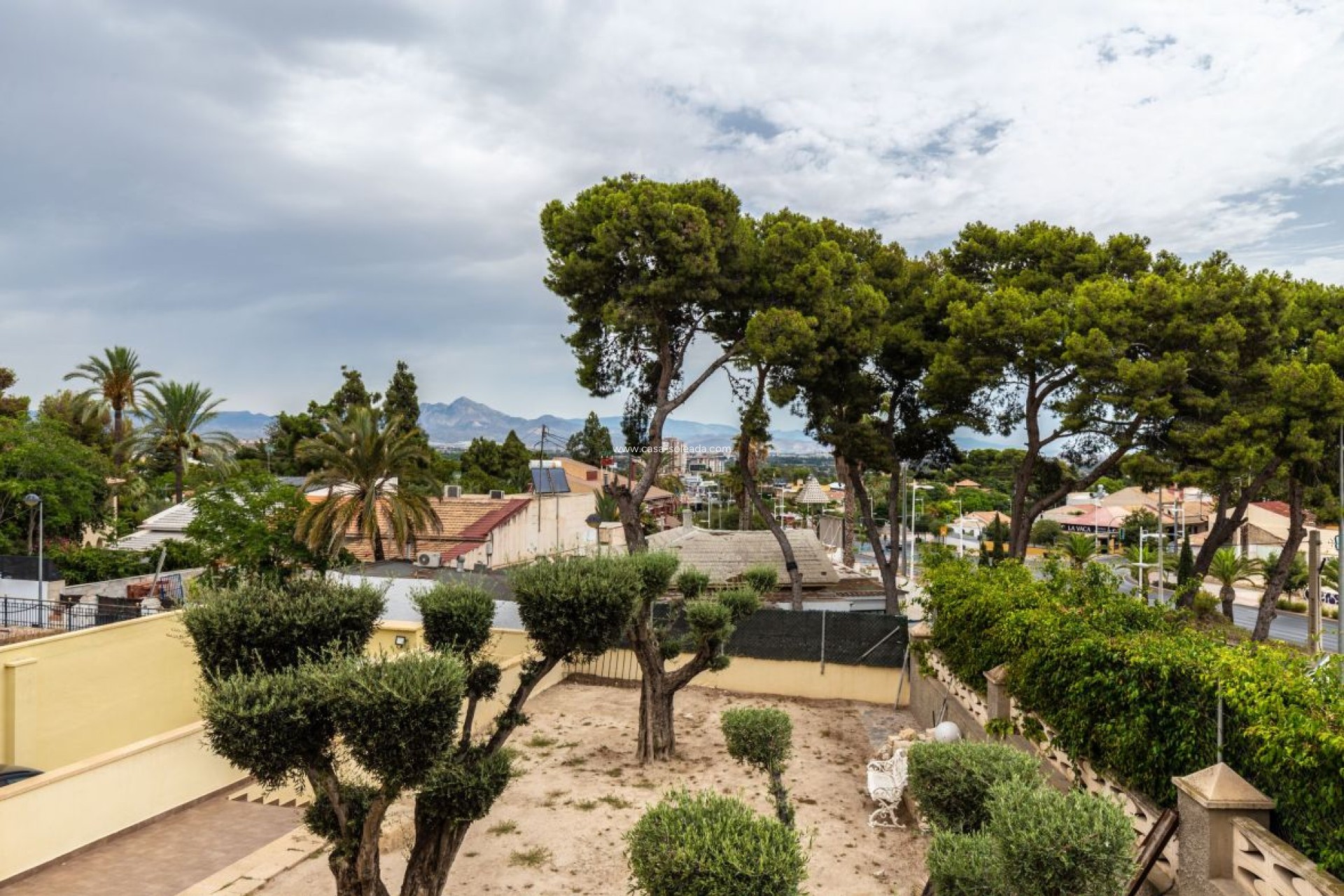 Herverkoop - Villa - Alicante - Costa Blanca