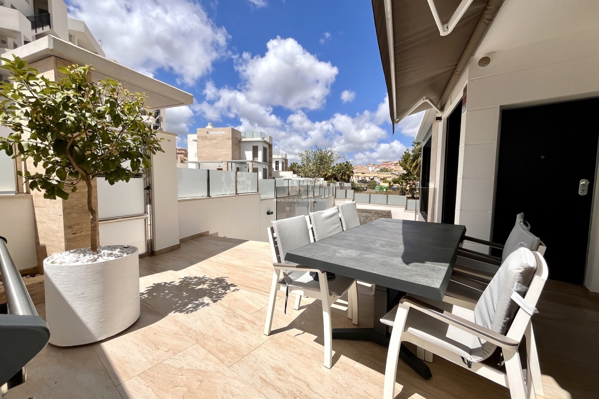 Herverkoop - Villa - Campoamor - Costa Blanca