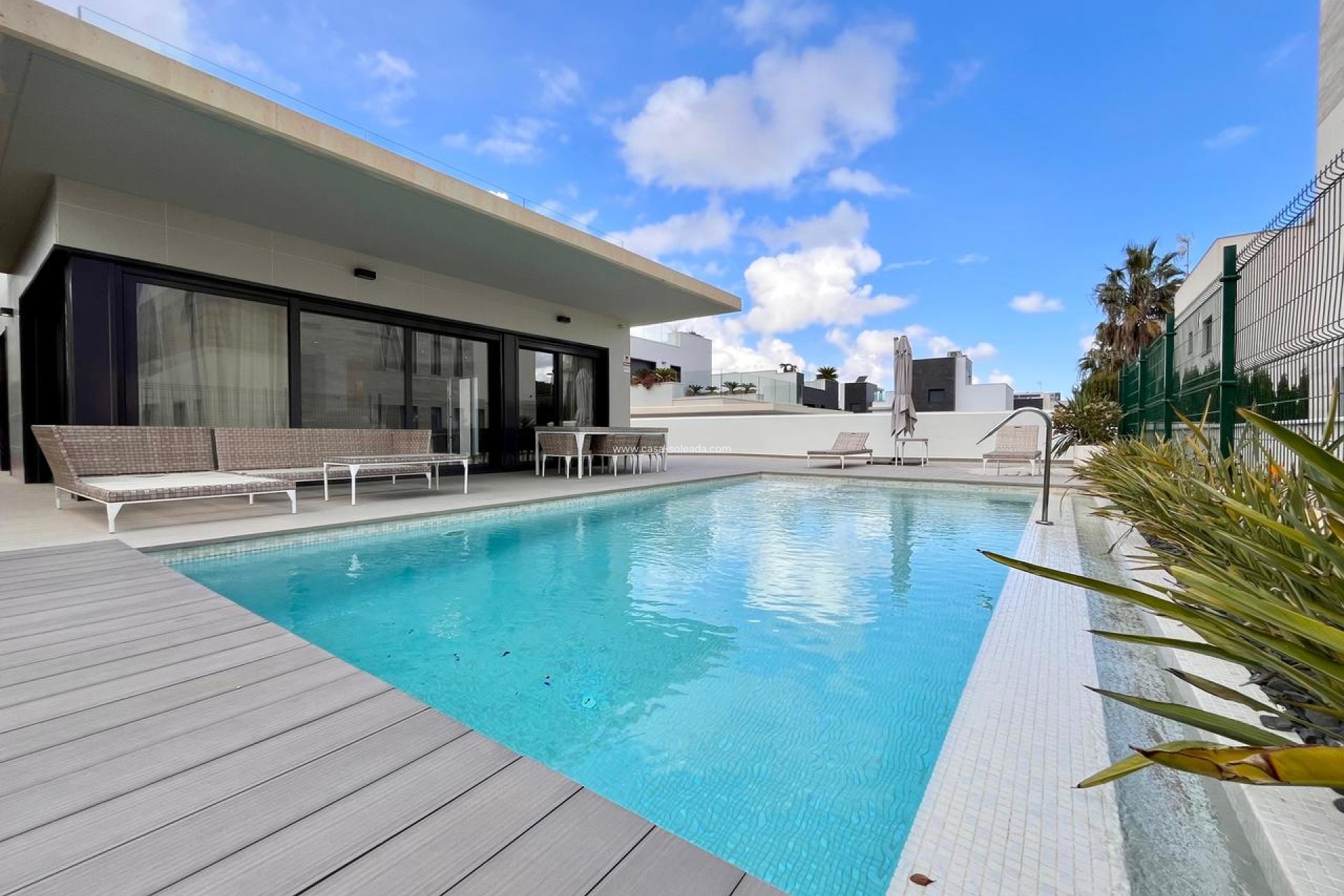 Herverkoop - Villa - Dehesa De Campoamor