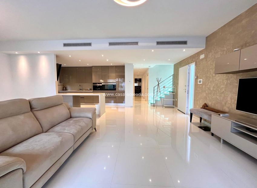 Herverkoop - Villa - Dehesa De Campoamor