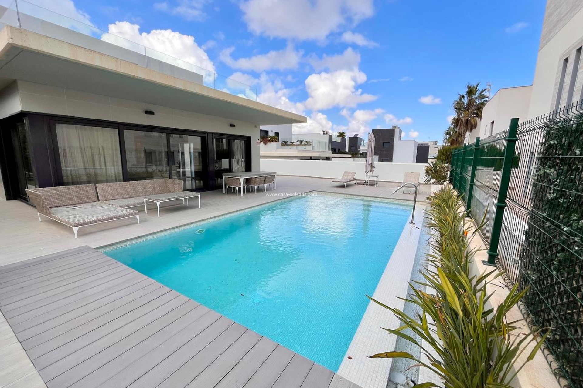 Herverkoop - Villa - Dehesa De Campoamor