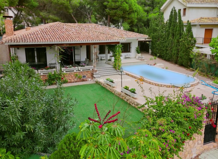Herverkoop - Villa - Dehesa De Campoamor
