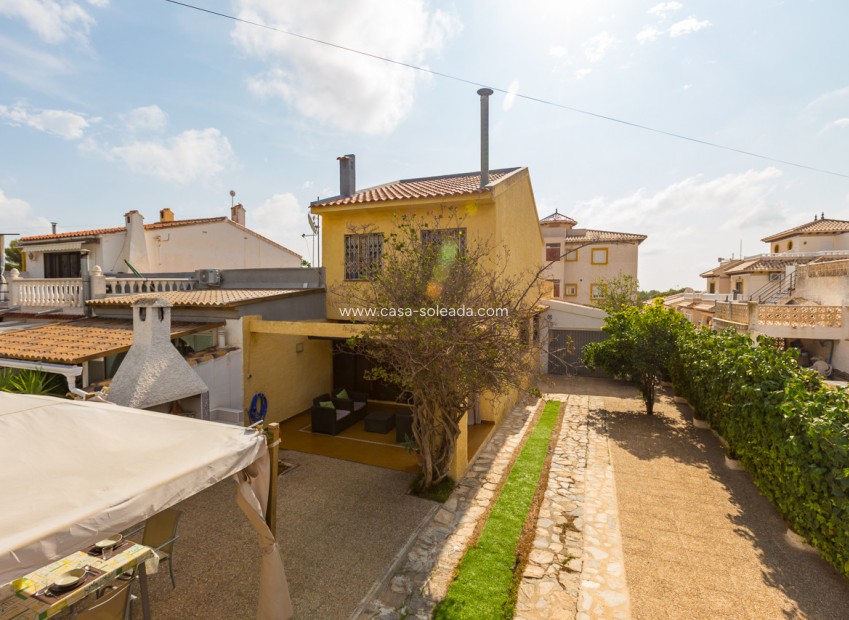 Herverkoop - Villa - Lomas de Cabo Roig