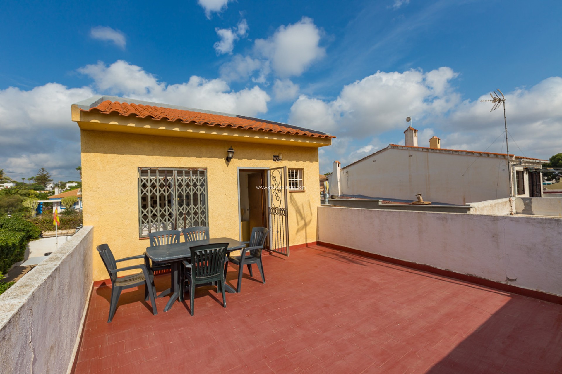 Herverkoop - Villa - Lomas de Cabo Roig