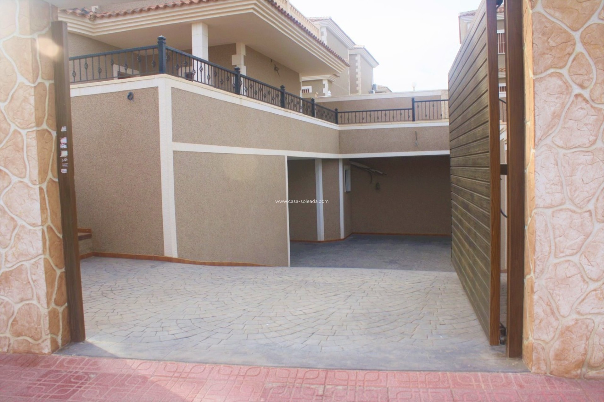Herverkoop - Villa - Los Altos
