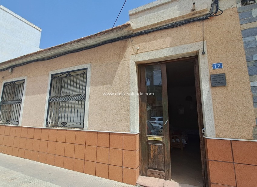 Herverkoop - Villa - Los Montesinos