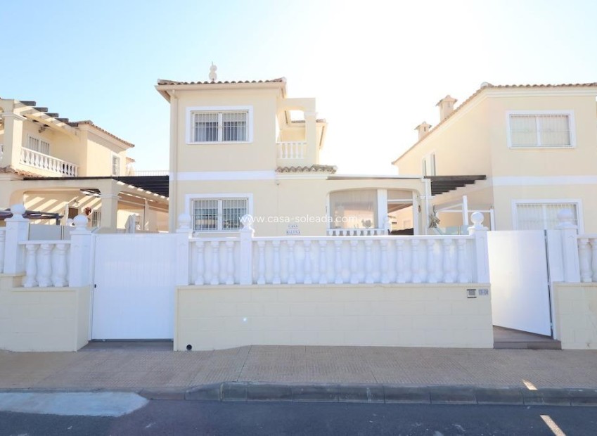 Herverkoop - Villa - Orihuela Costa - Costa Blanca