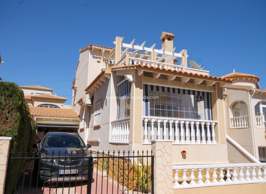 Herverkoop - Villa - Orihuela Costa - Costa Blanca