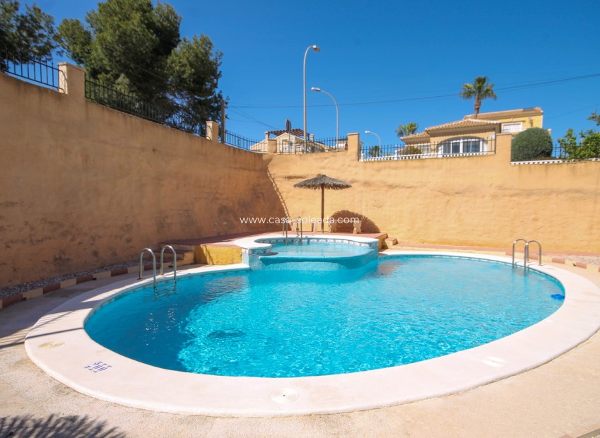 Herverkoop - Villa - Orihuela Costa - Costa Blanca
