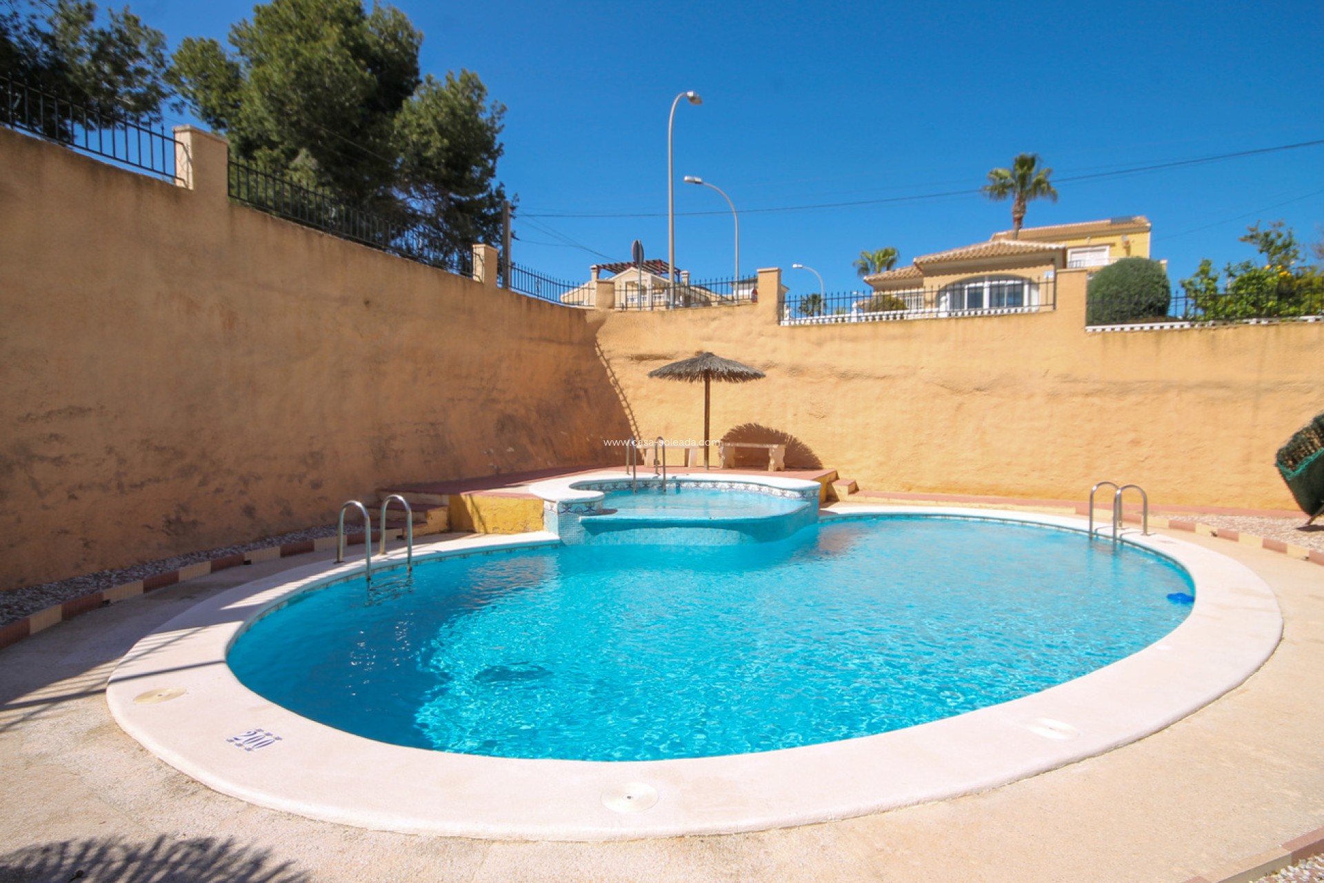 Herverkoop - Villa - Orihuela Costa - Costa Blanca