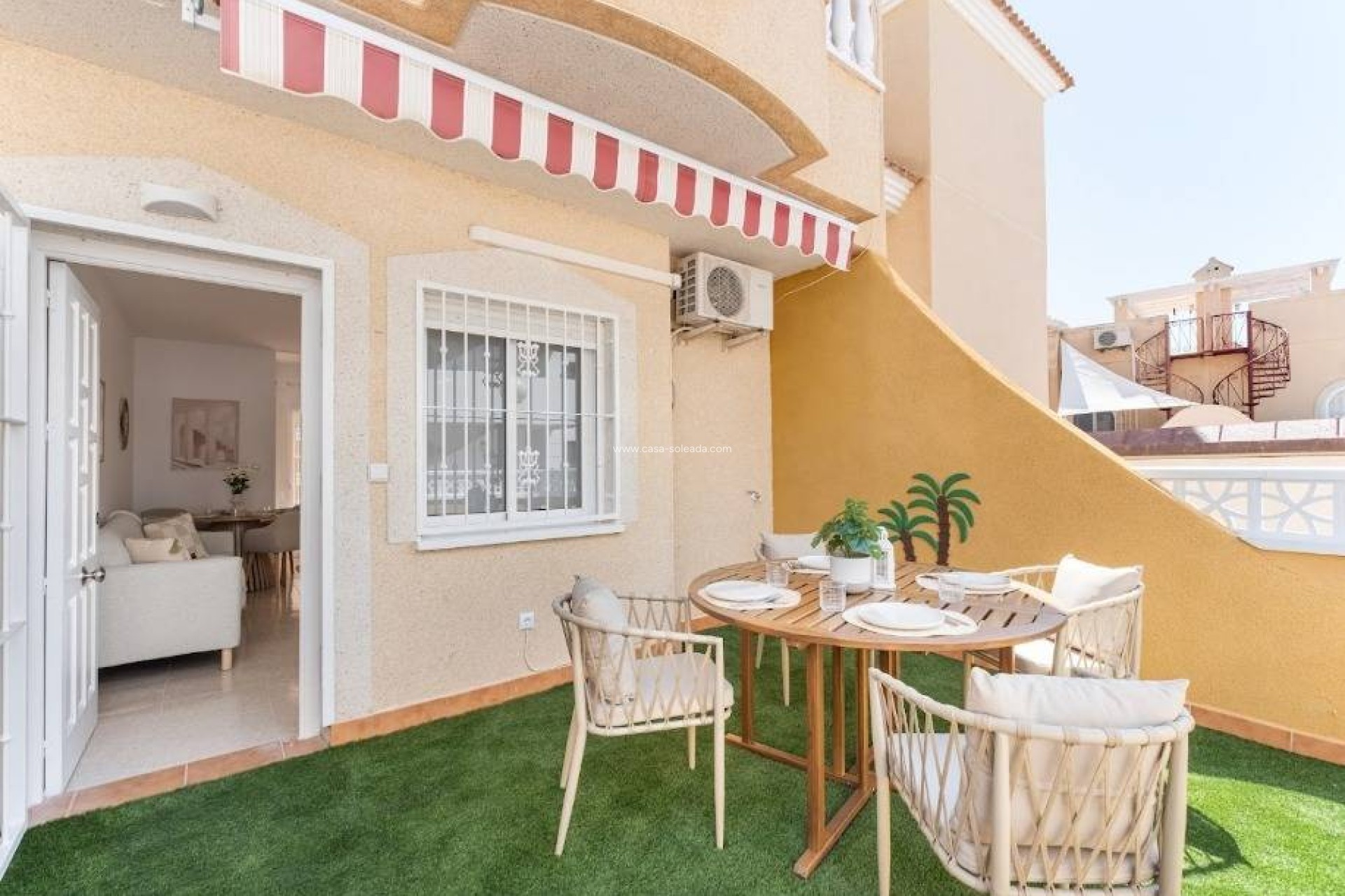 Herverkoop - Villa - Orihuela Costa - Las Filipinas