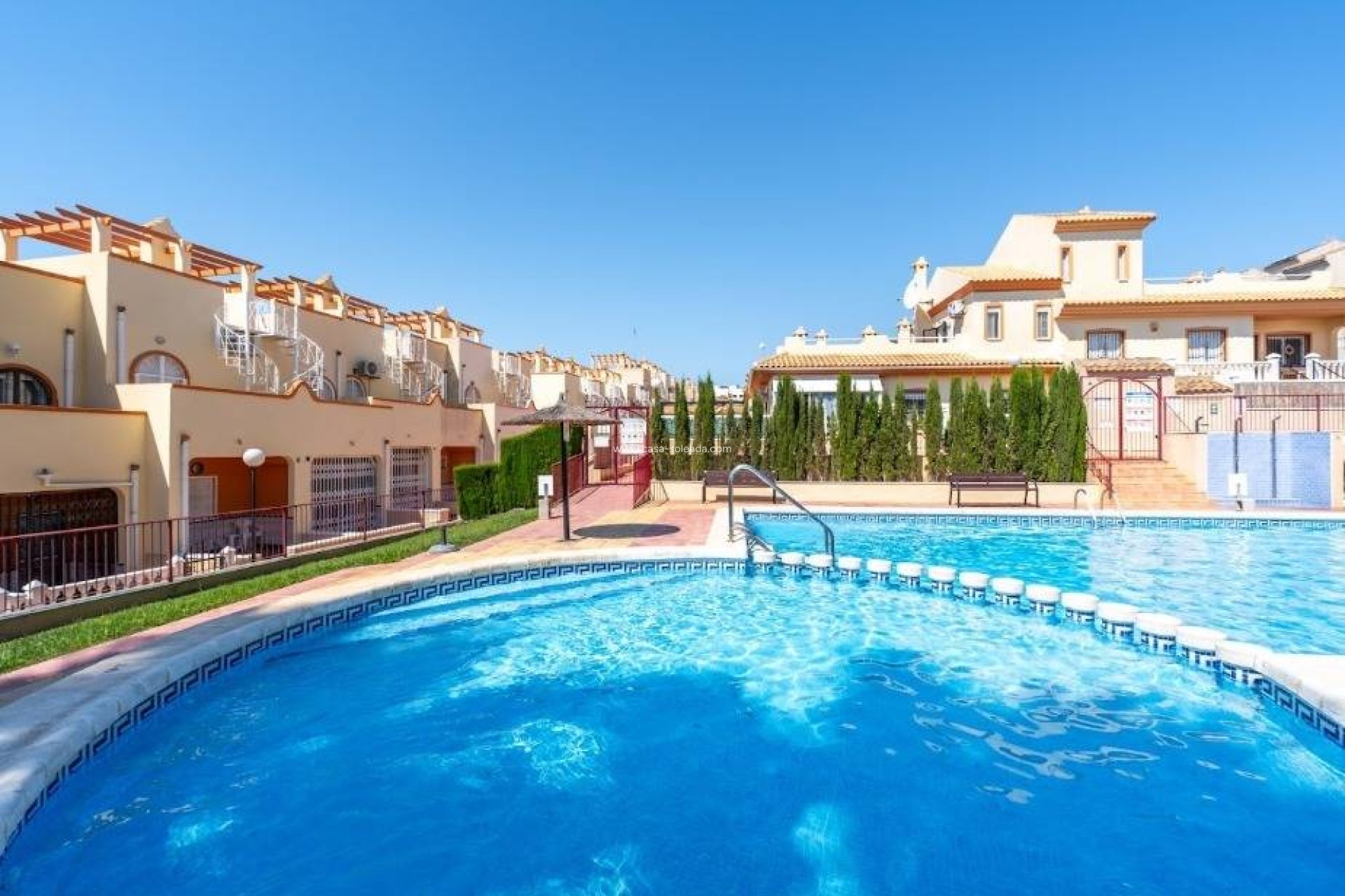 Herverkoop - Villa - Orihuela Costa - Las Filipinas