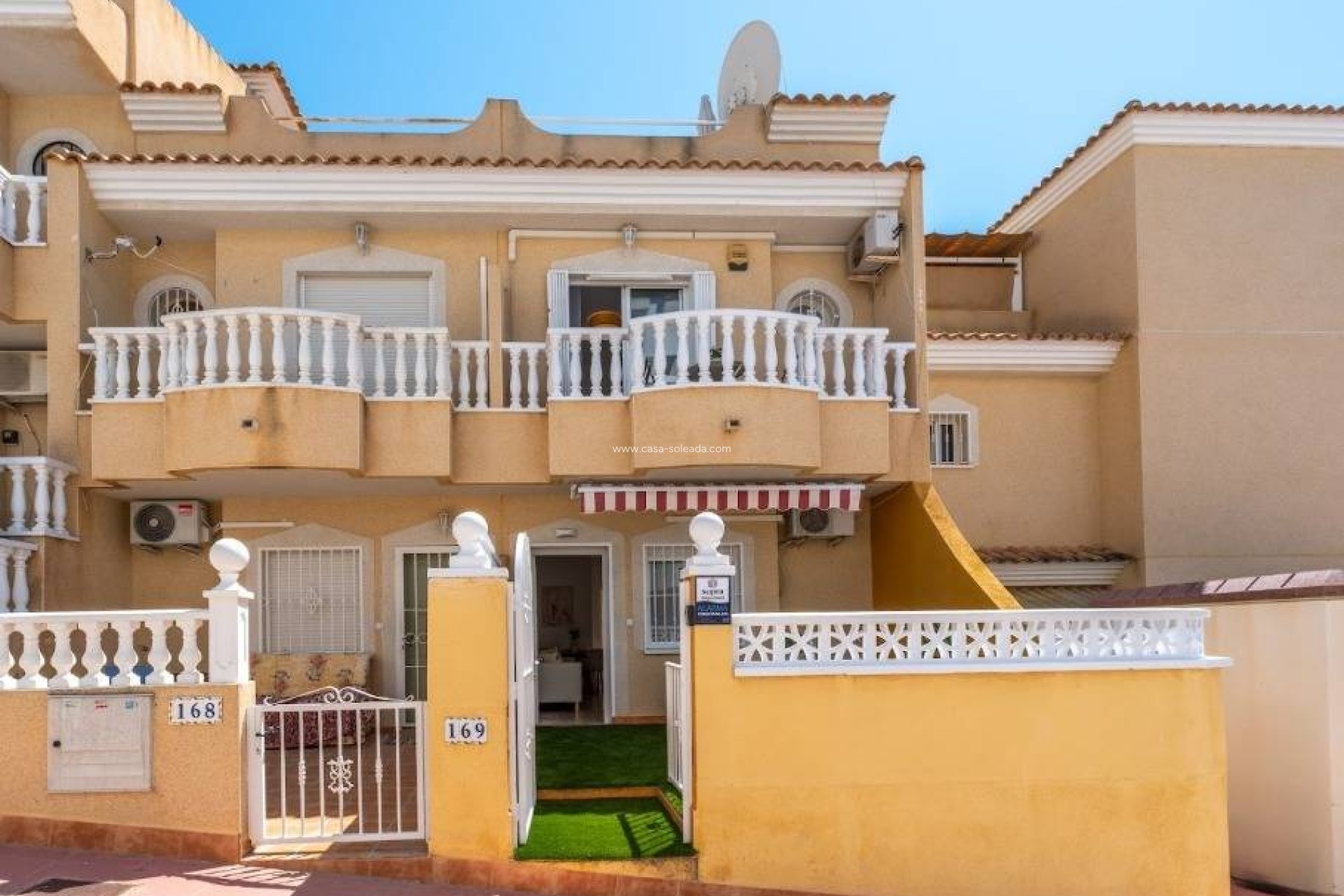 Herverkoop - Villa - Orihuela Costa - Las Filipinas