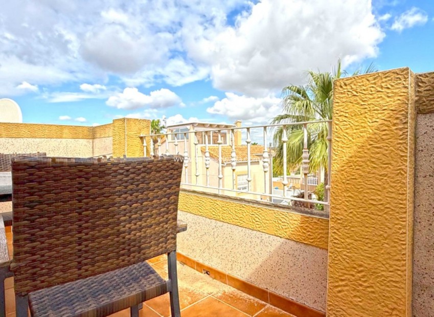 Herverkoop - Villa - Orihuela Costa - Los Altos