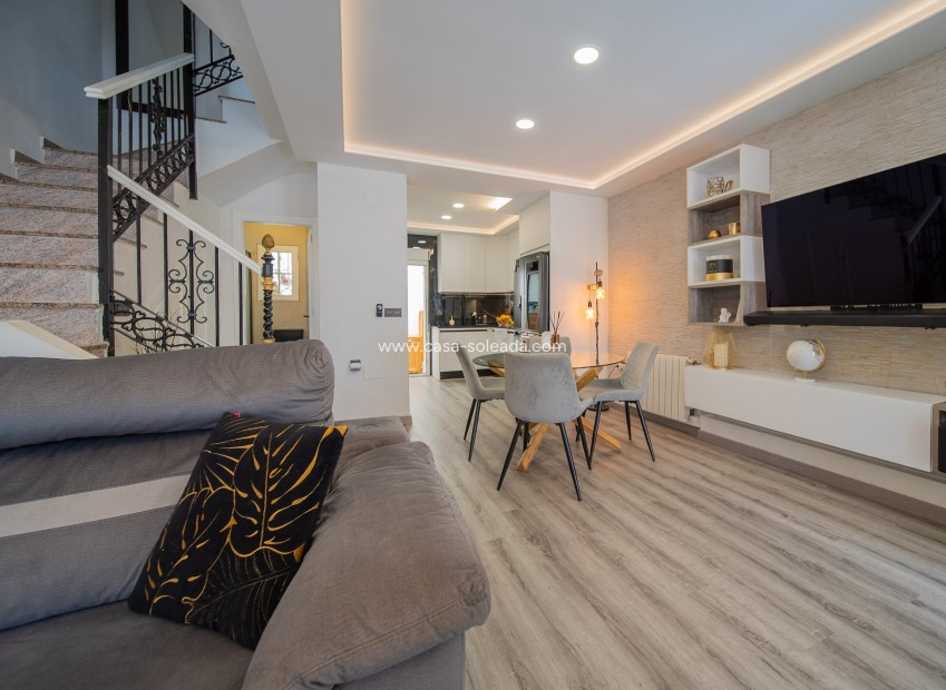 Herverkoop - Villa - Orihuela Costa - Pau 26