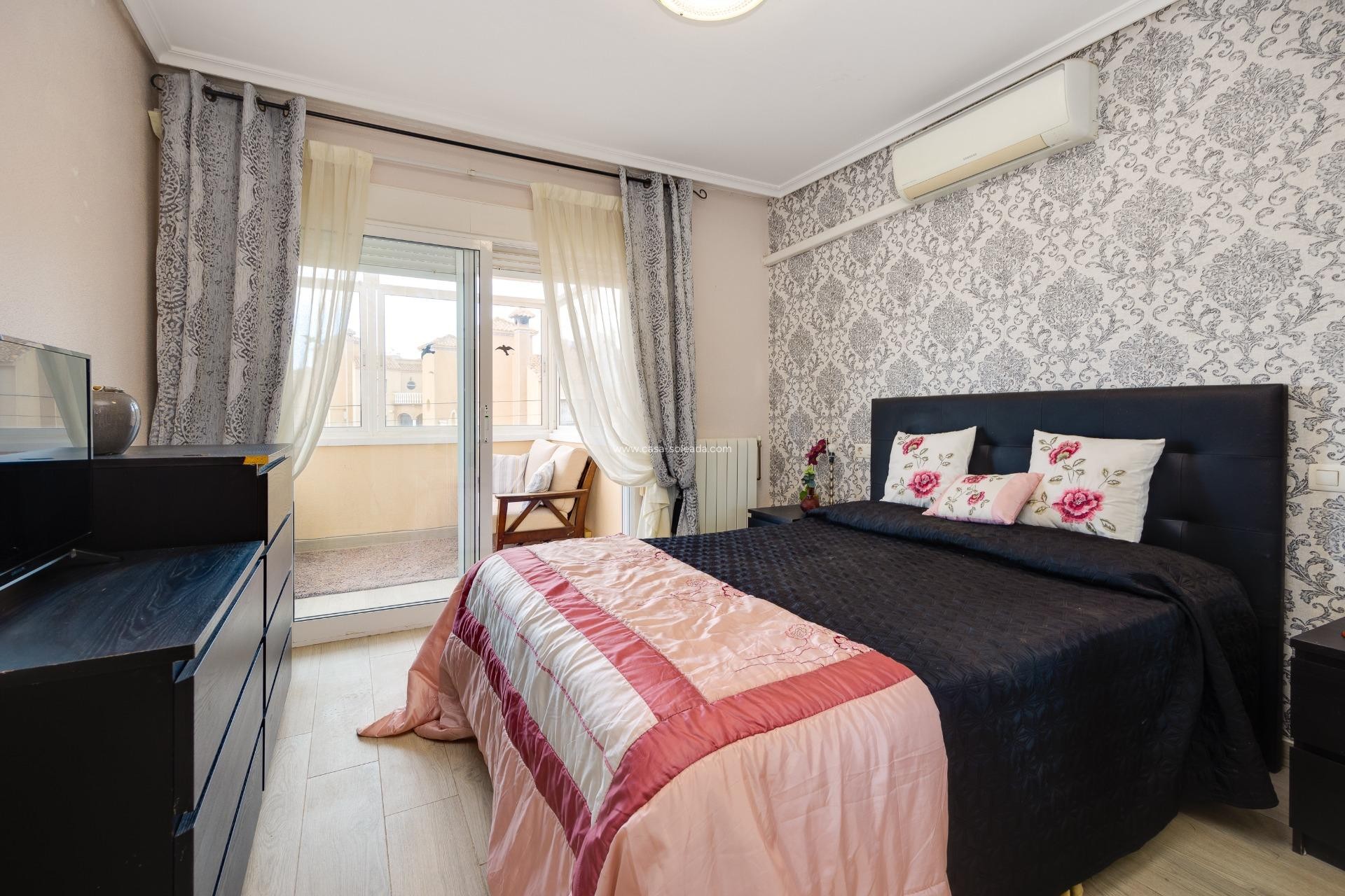 Herverkoop - Villa - Orihuela Costa - Villamartín