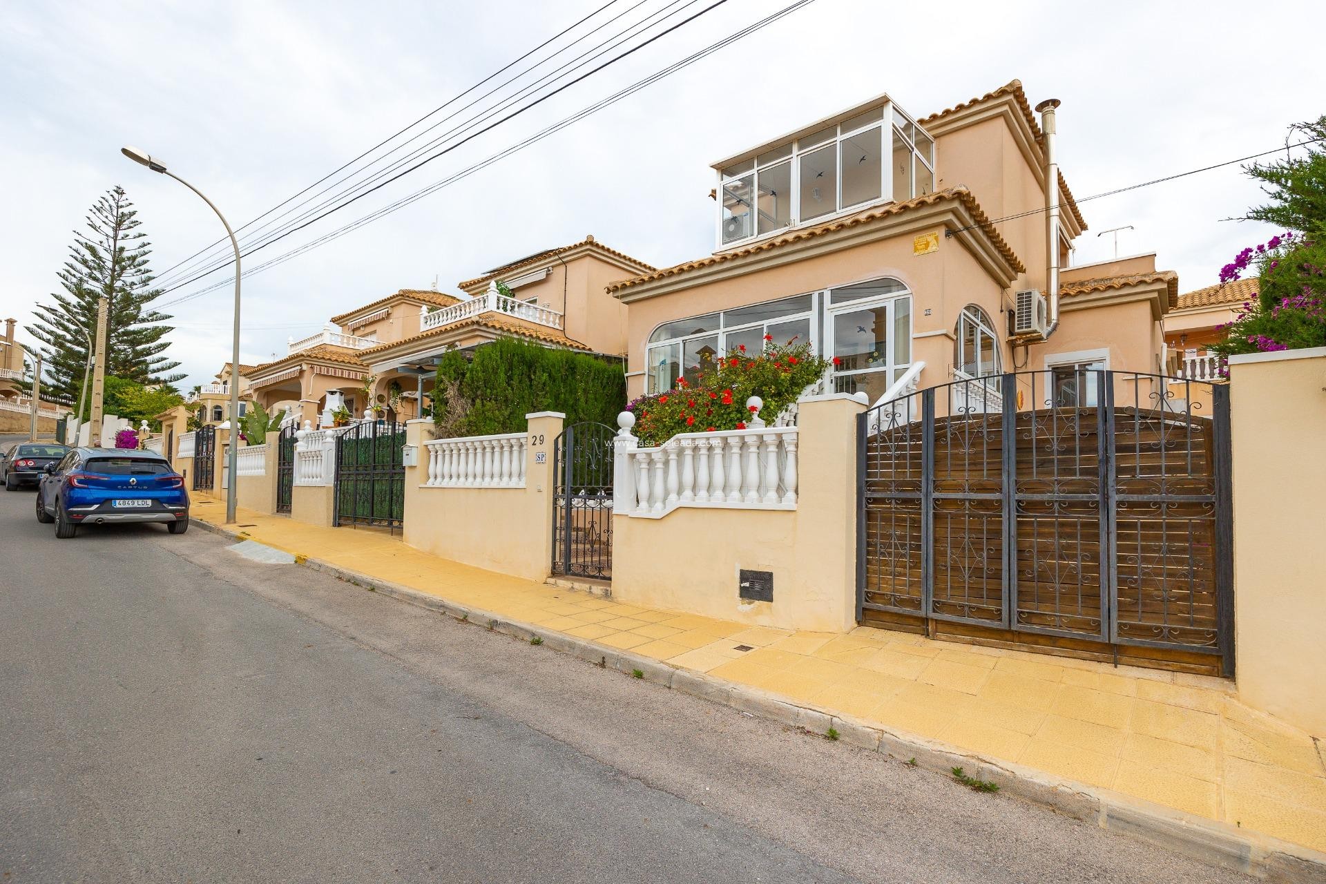 Herverkoop - Villa - Orihuela Costa - Villamartín
