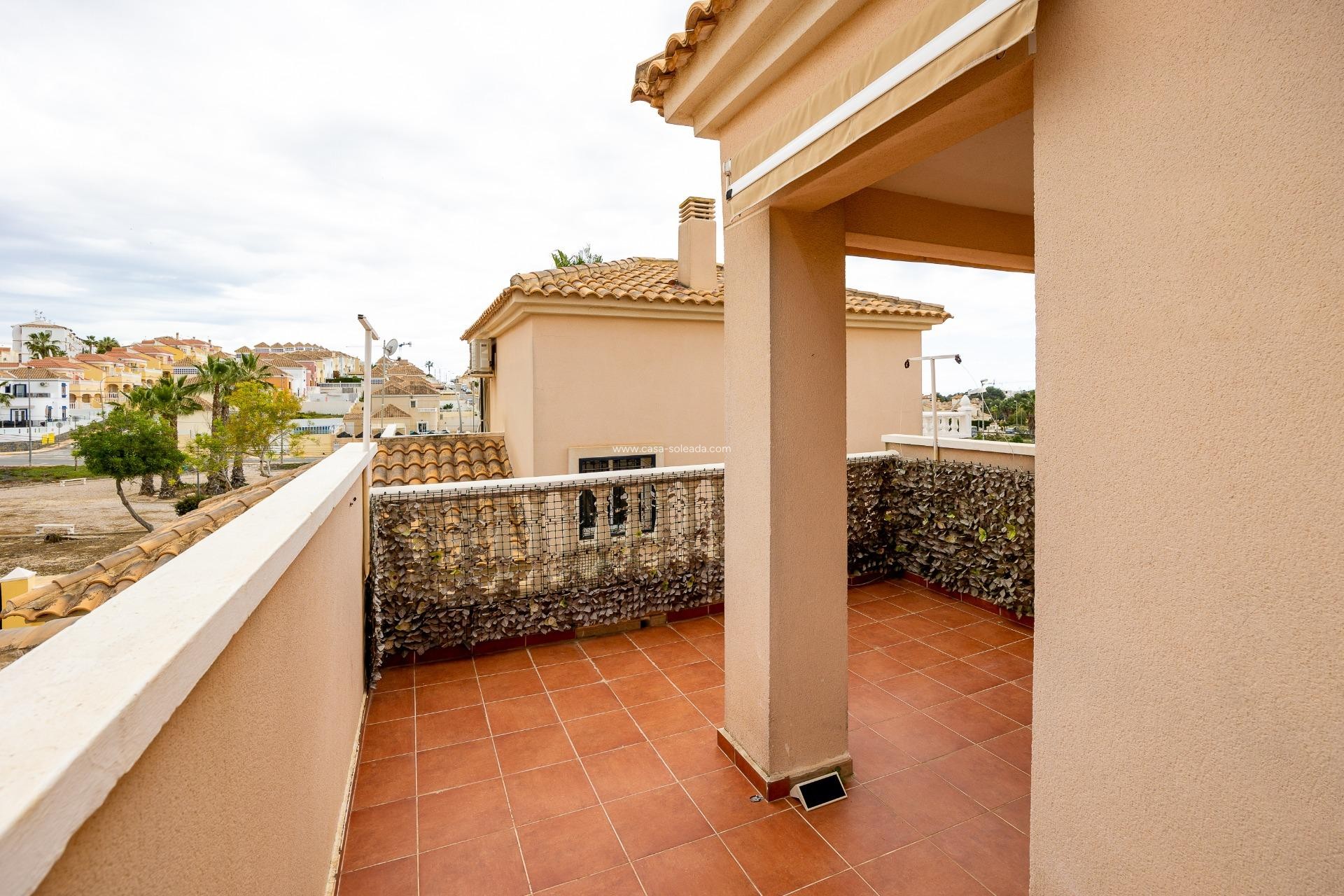 Herverkoop - Villa - Orihuela Costa - Villamartín