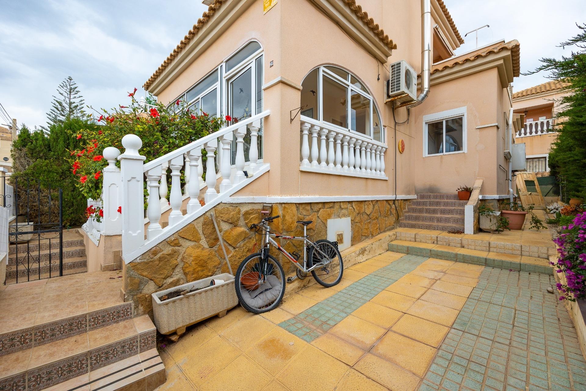 Herverkoop - Villa - Orihuela Costa - Villamartín