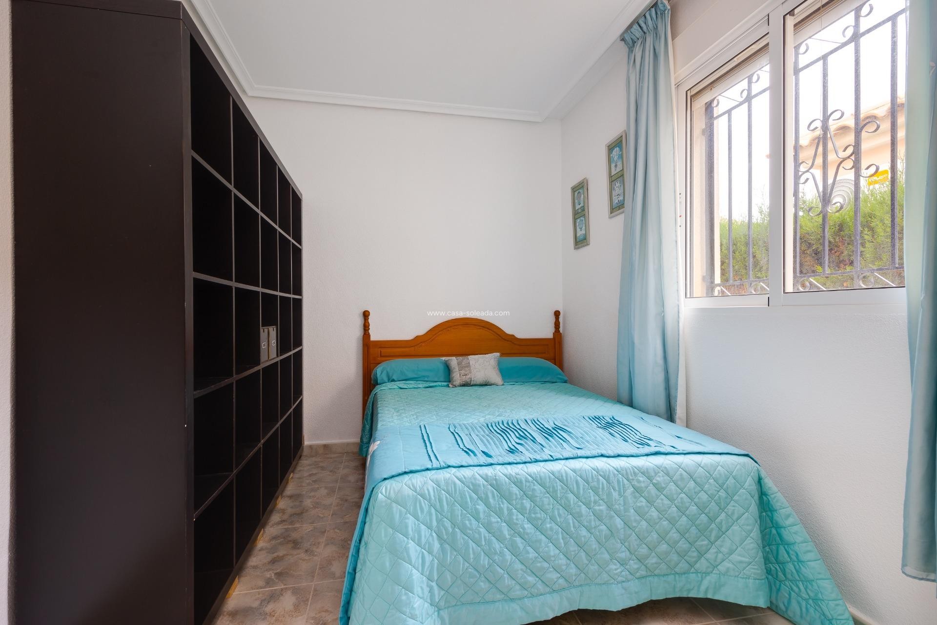 Herverkoop - Villa - Orihuela Costa - Villamartín