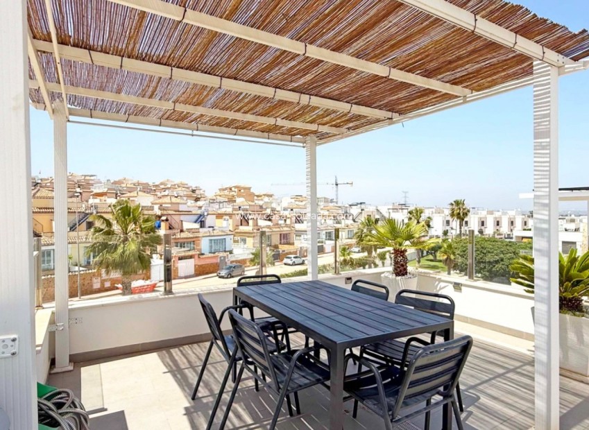 Herverkoop - Villa - Orihuela Costa - Villamartín