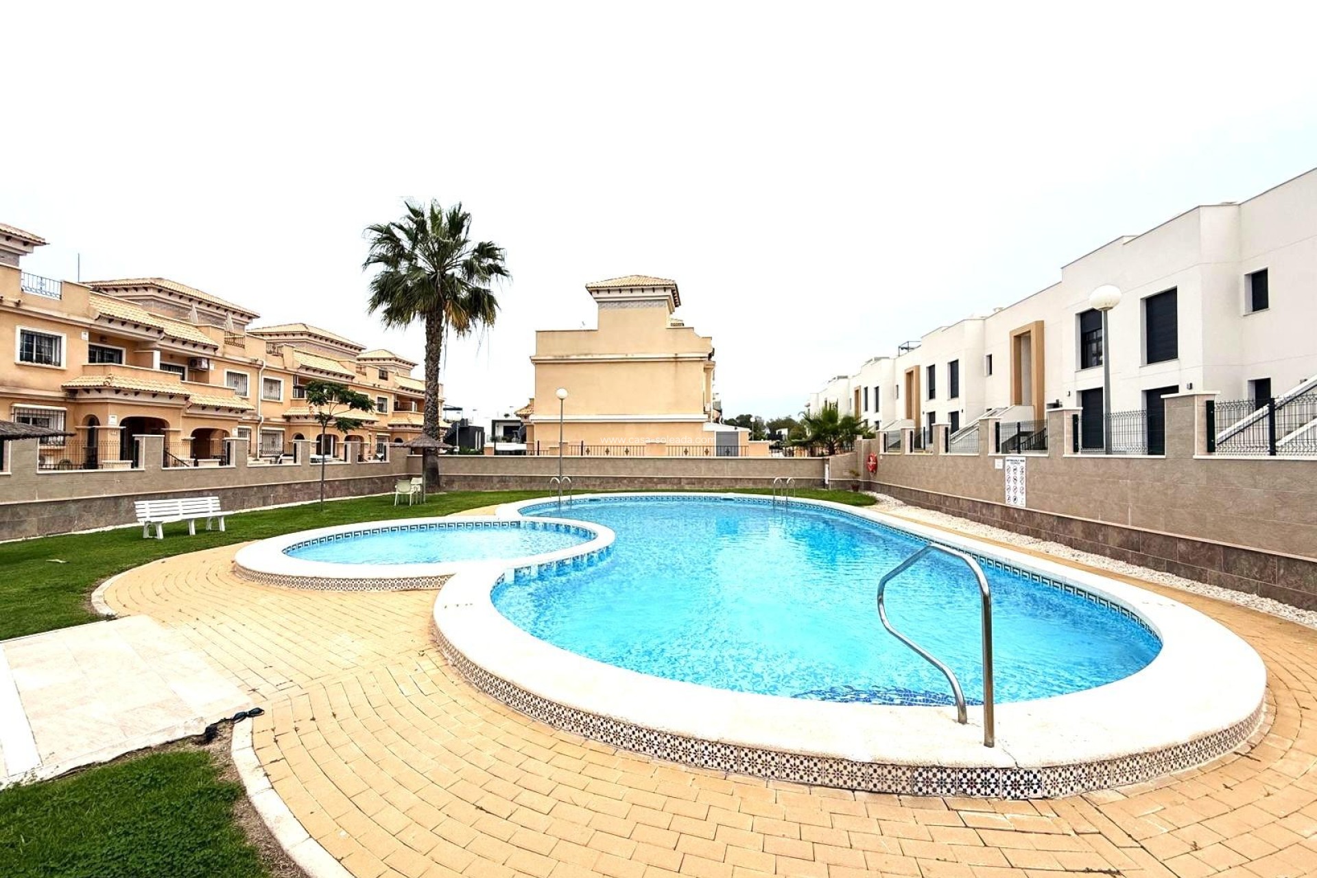 Herverkoop - Villa - Orihuela Costa - Villamartín