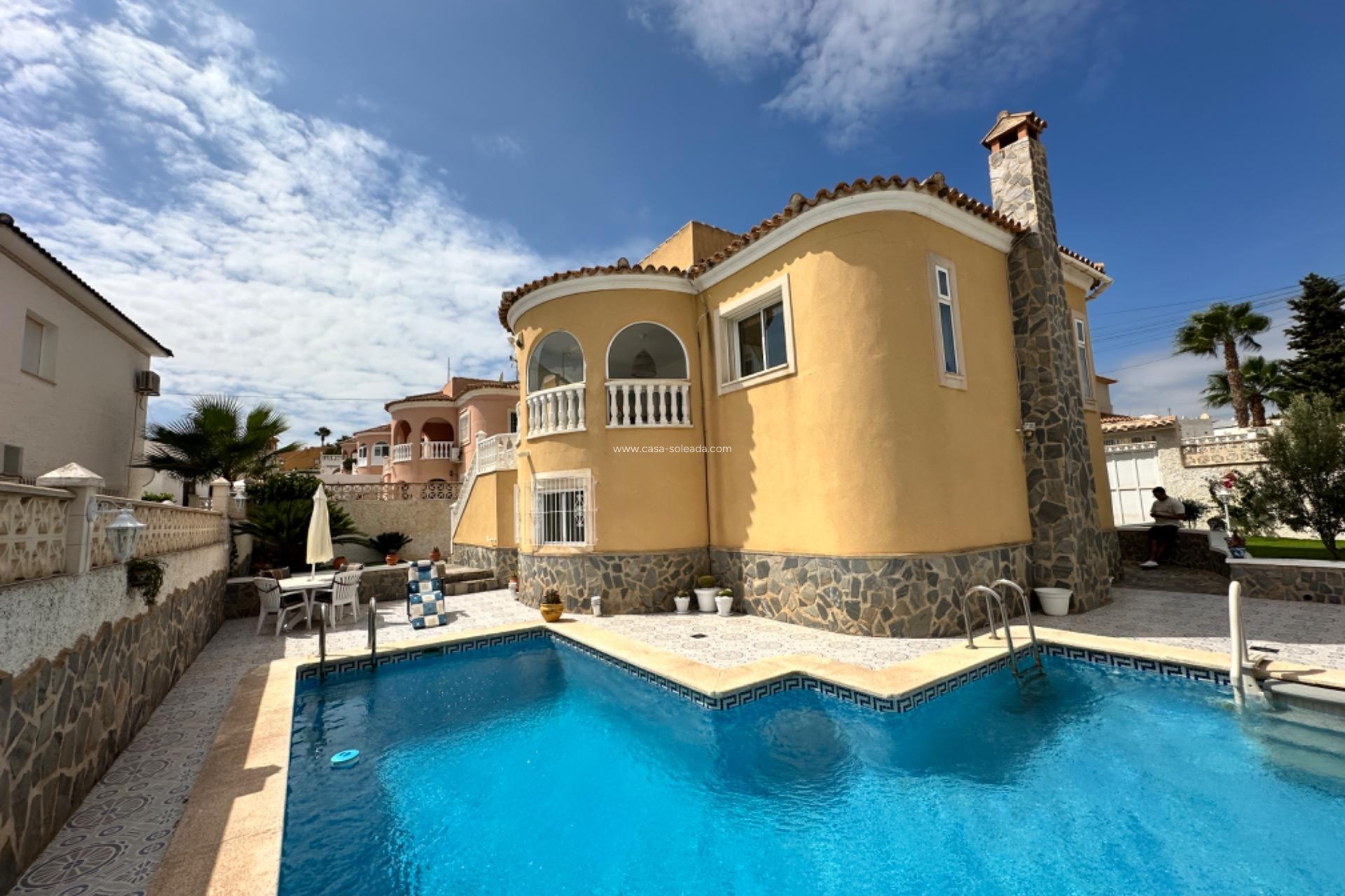 Herverkoop - Villa - Orihuela Costa - Villamartín