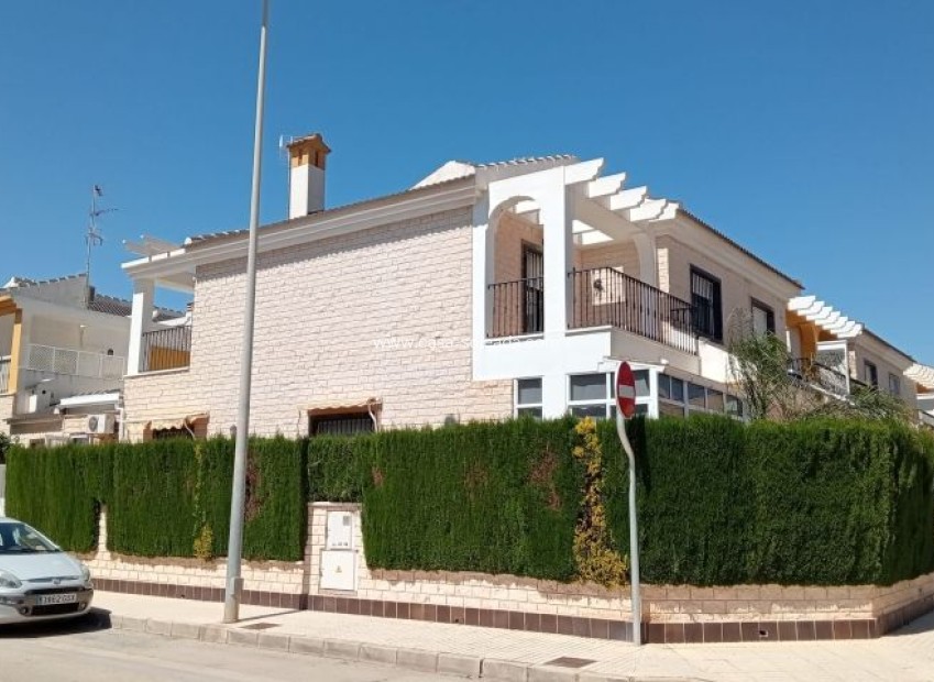 Herverkoop - Villa - Pilar de la Horadada - Costa Blanca