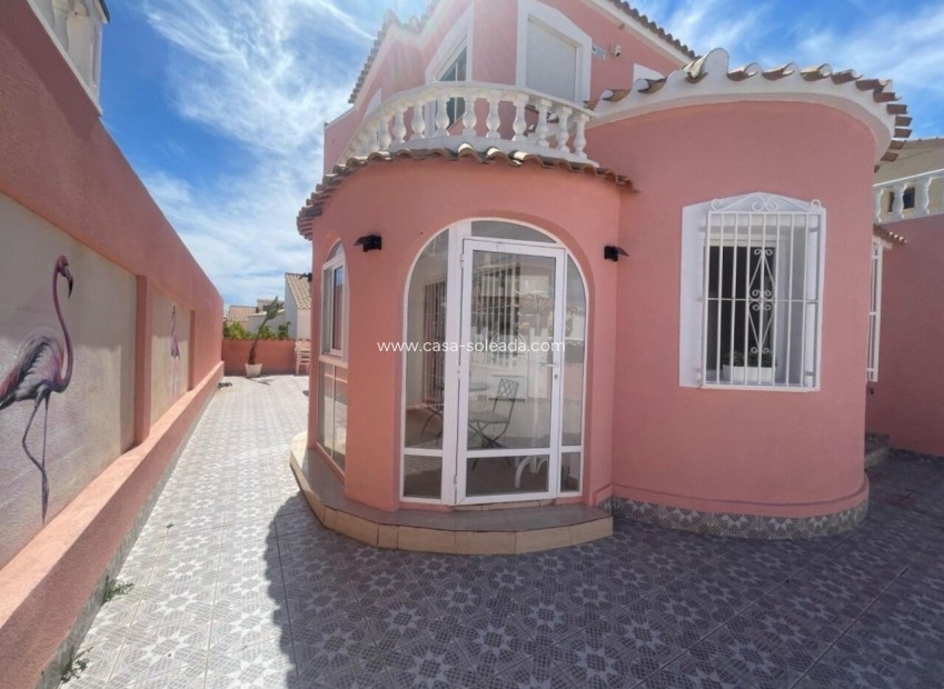 Herverkoop - Villa - Playa Flamenca - Costa Blanca