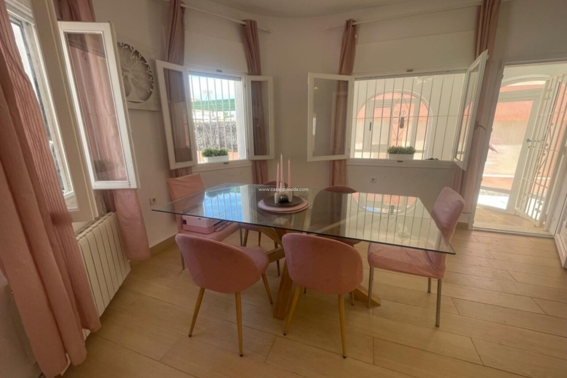 Herverkoop - Villa - Playa Flamenca - Costa Blanca