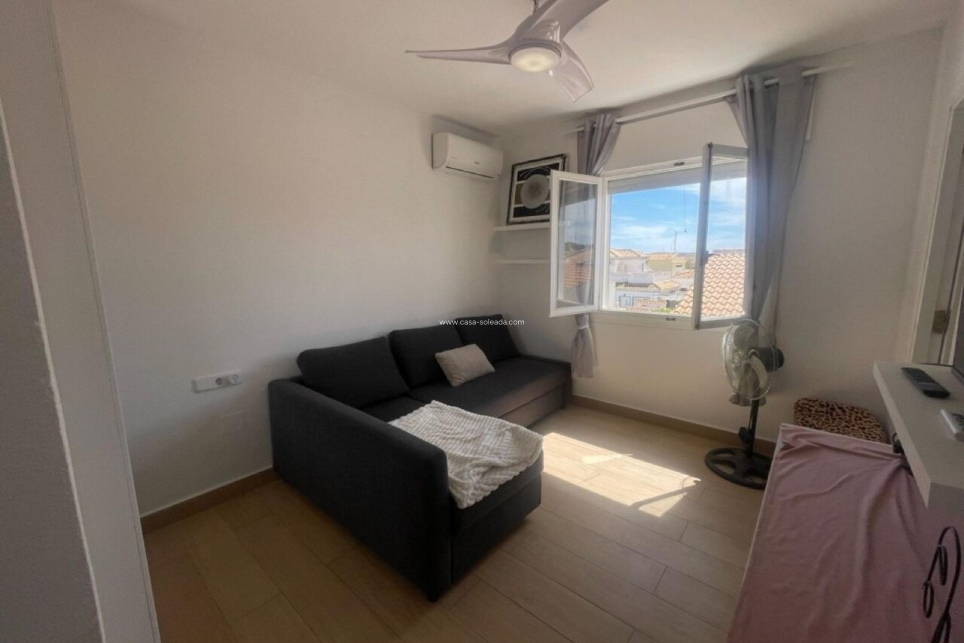 Herverkoop - Villa - Playa Flamenca - Costa Blanca