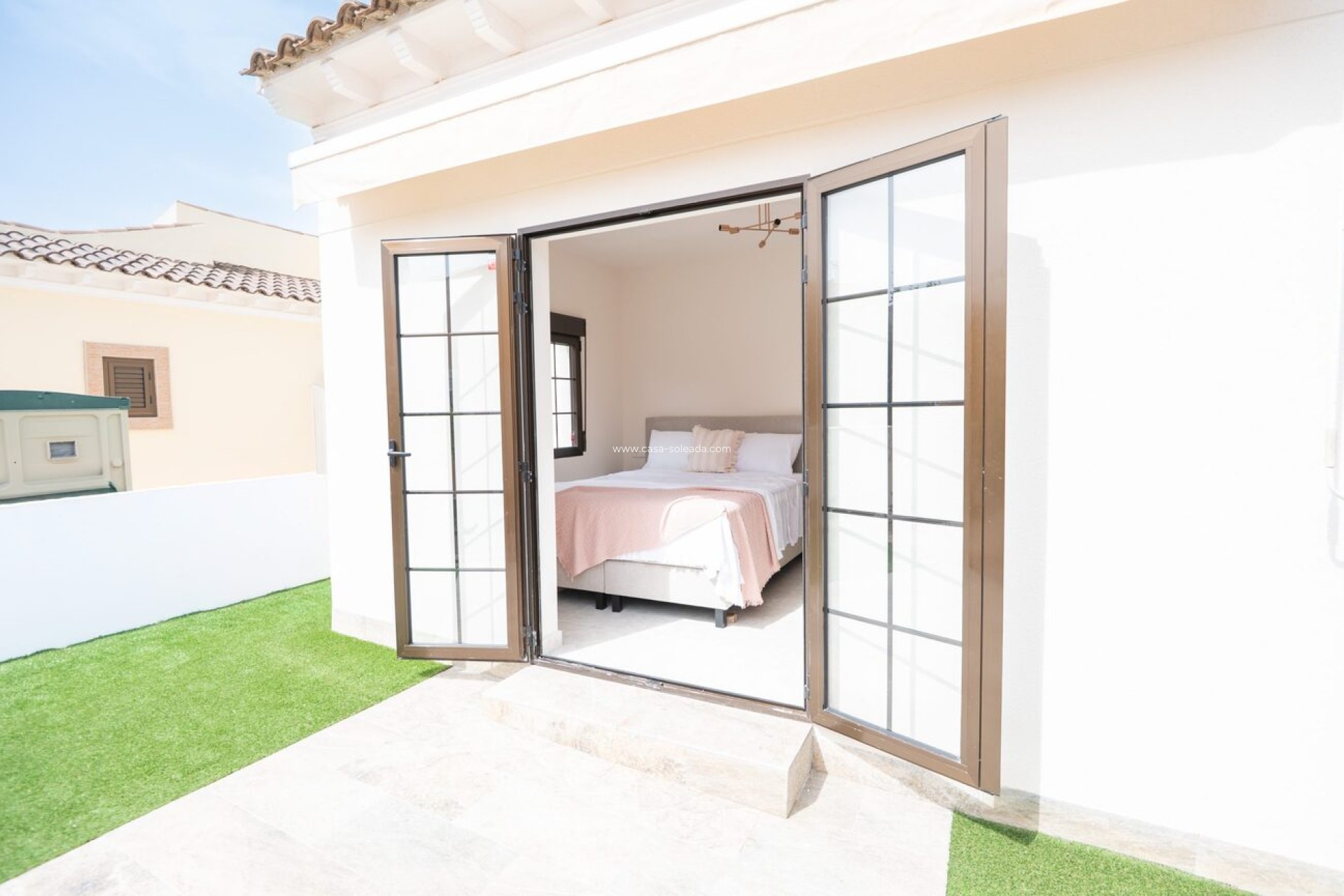 Herverkoop - Villa - Playa Flamenca - Costa Blanca