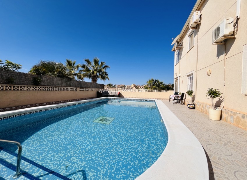 Herverkoop - Villa - San Miguel de Salinas - Inland