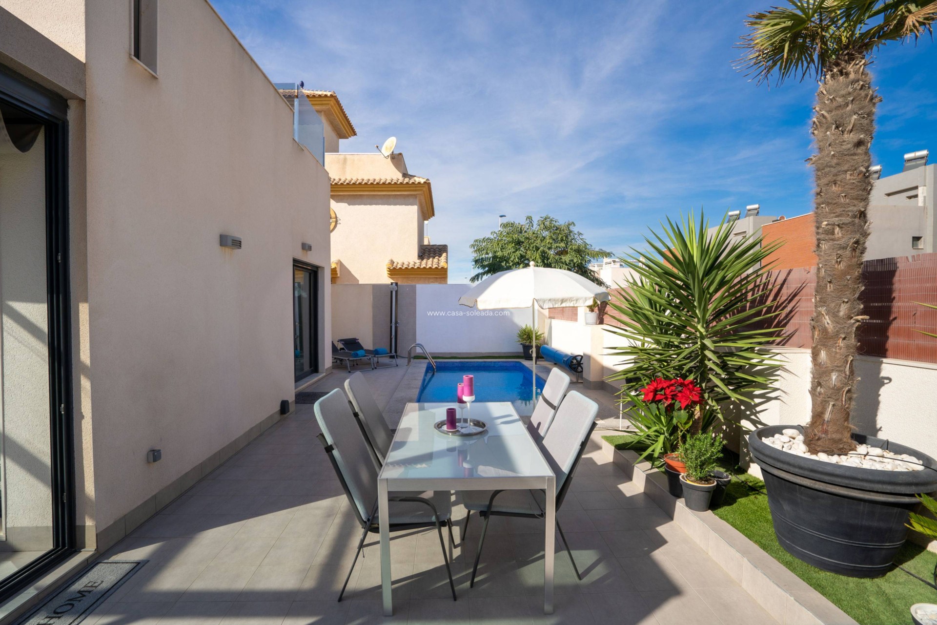 Herverkoop - Villa - Torrevieja - Aguas nuevas
