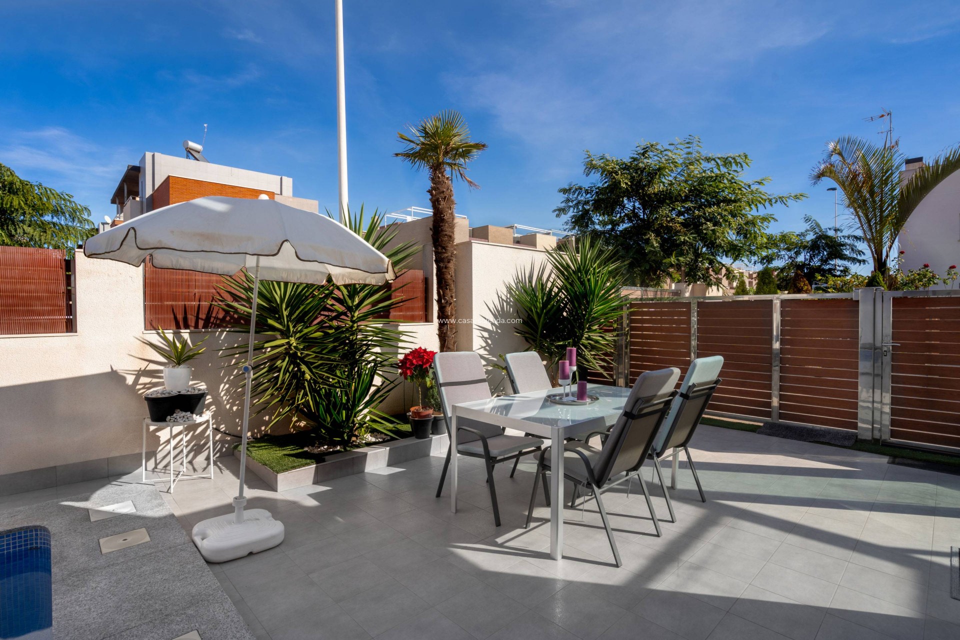 Herverkoop - Villa - Torrevieja - Aguas nuevas