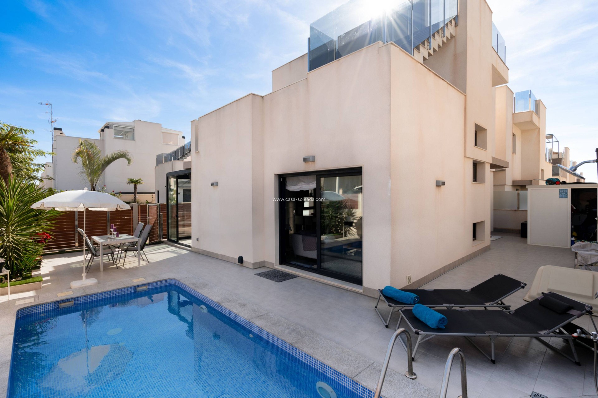 Herverkoop - Villa - Torrevieja - Aguas nuevas