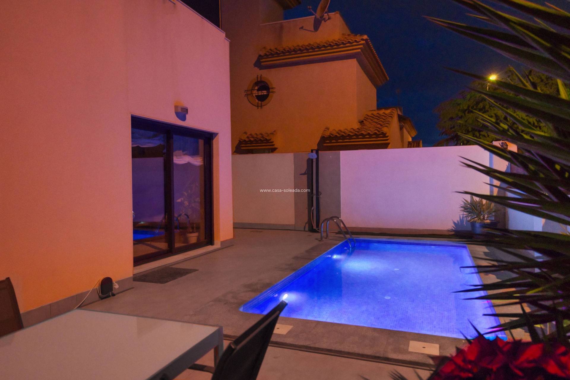 Herverkoop - Villa - Torrevieja - Aguas nuevas