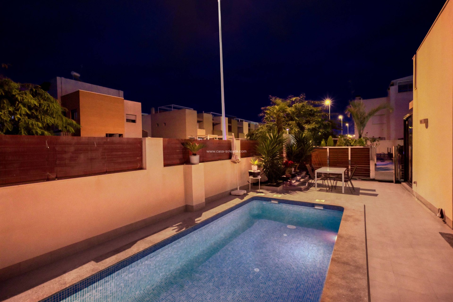 Herverkoop - Villa - Torrevieja - Aguas nuevas
