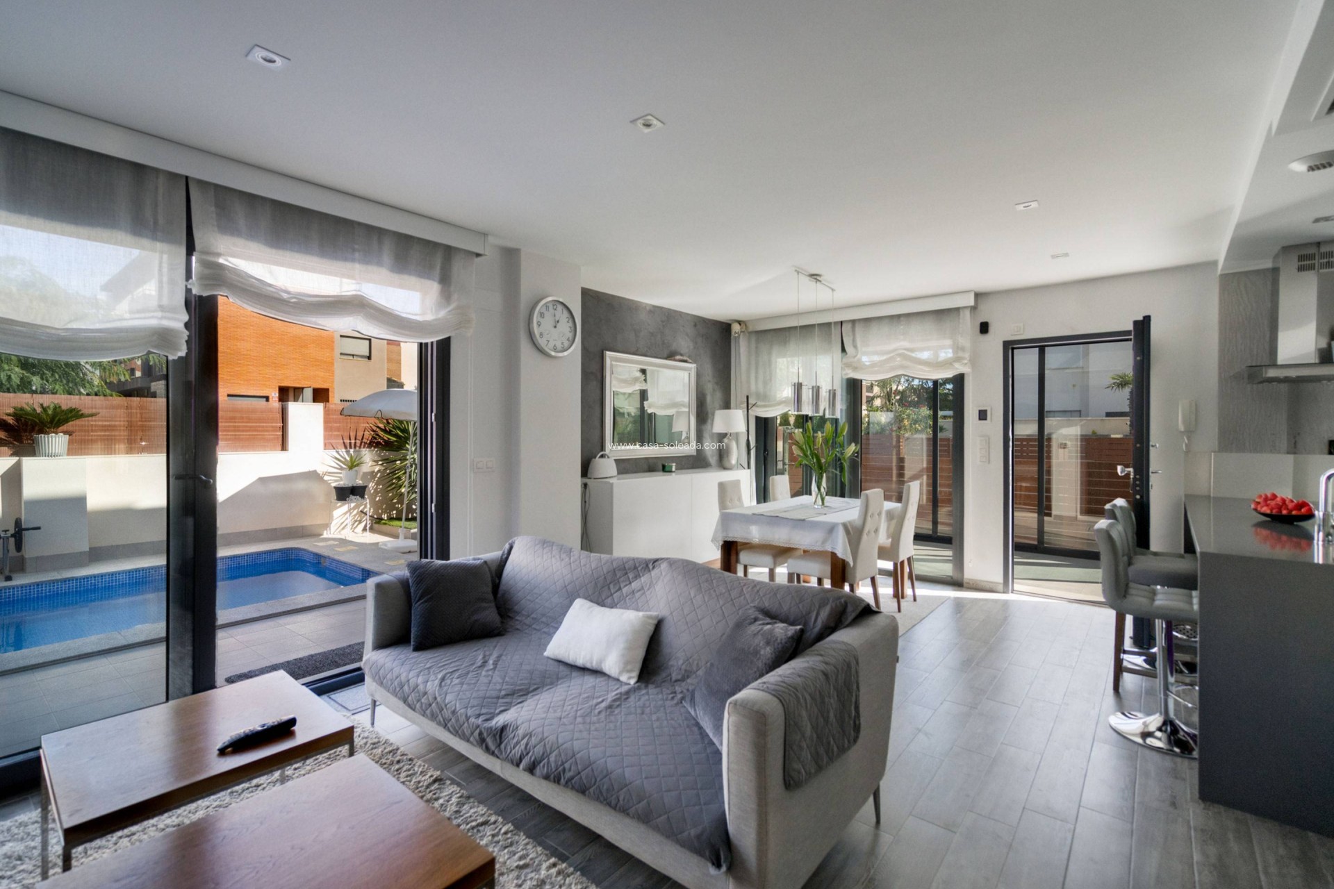 Herverkoop - Villa - Torrevieja - Aguas nuevas