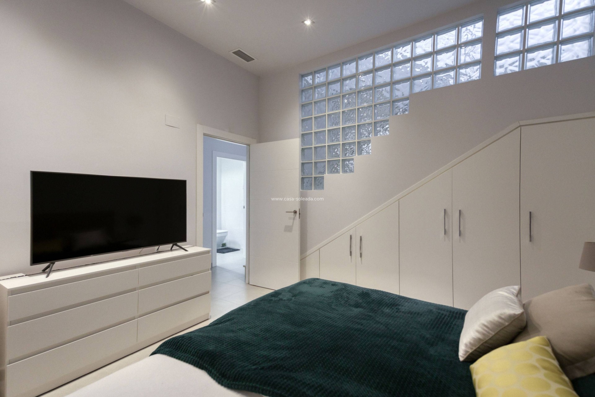 Herverkoop - Villa - Torrevieja - Aguas nuevas