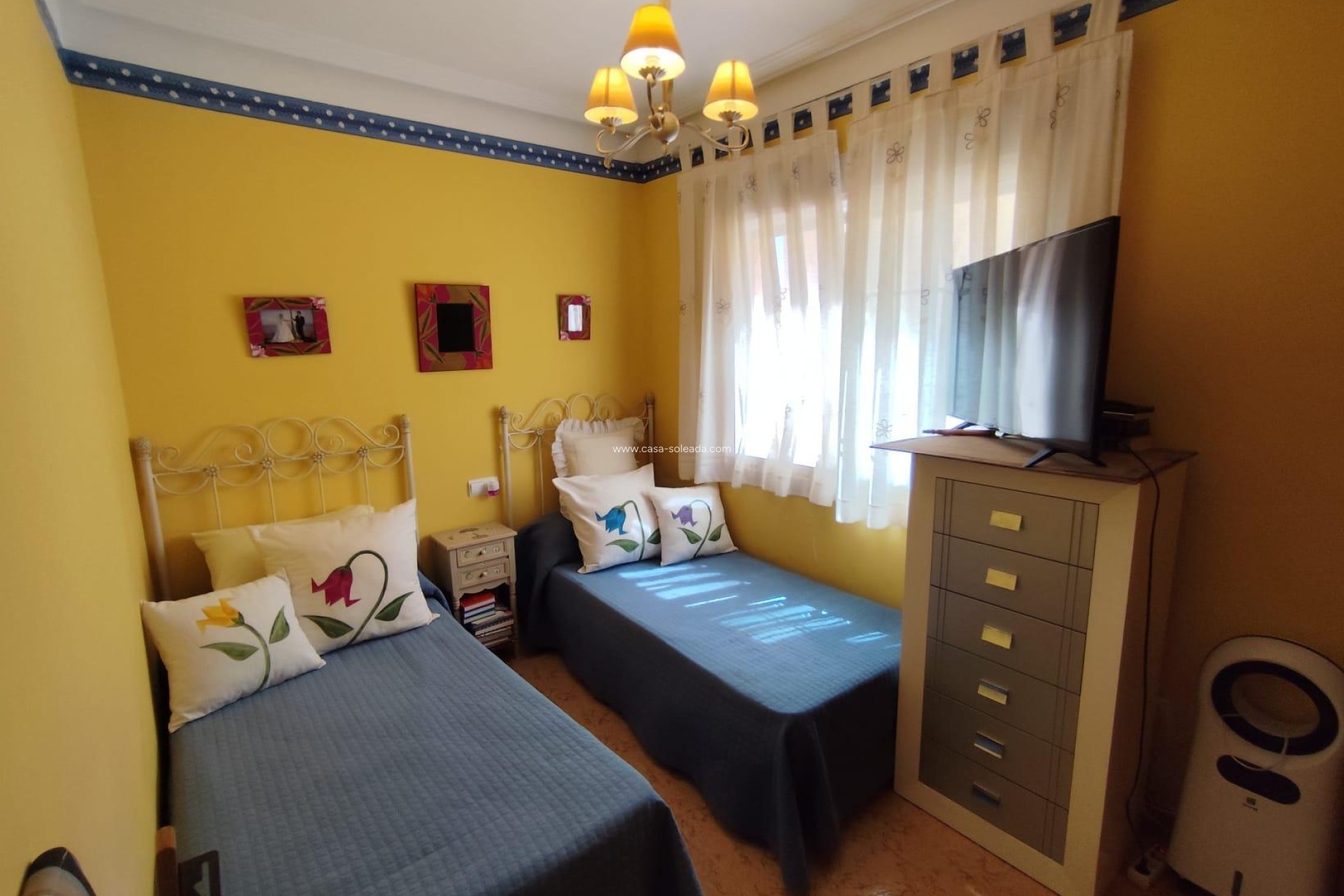 Herverkoop - Villa - Torrevieja - Aguas nuevas