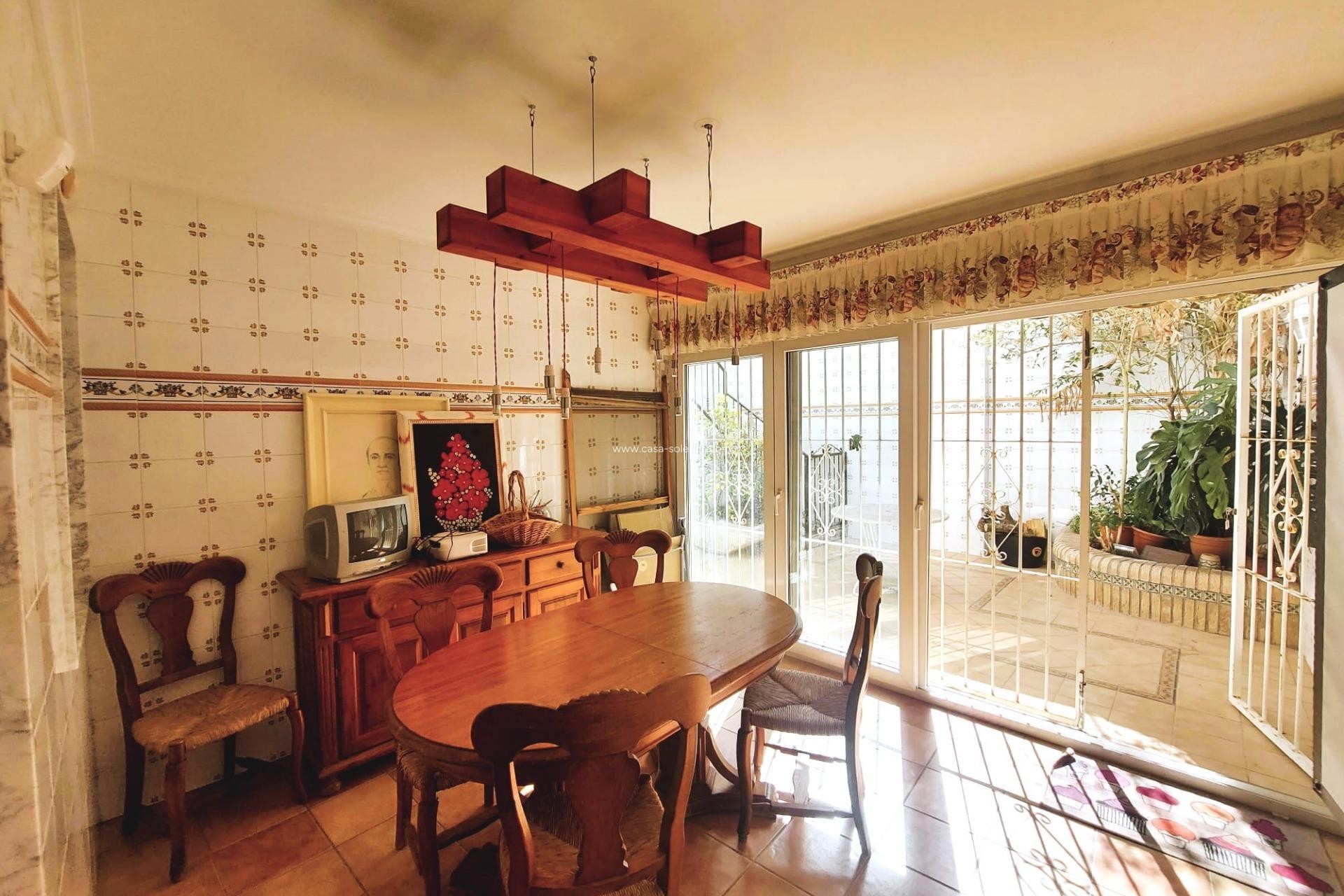 Herverkoop - Villa - Torrevieja - Center