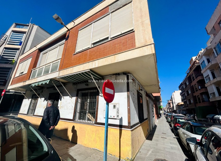 Herverkoop - Villa - Torrevieja - Costa Blanca