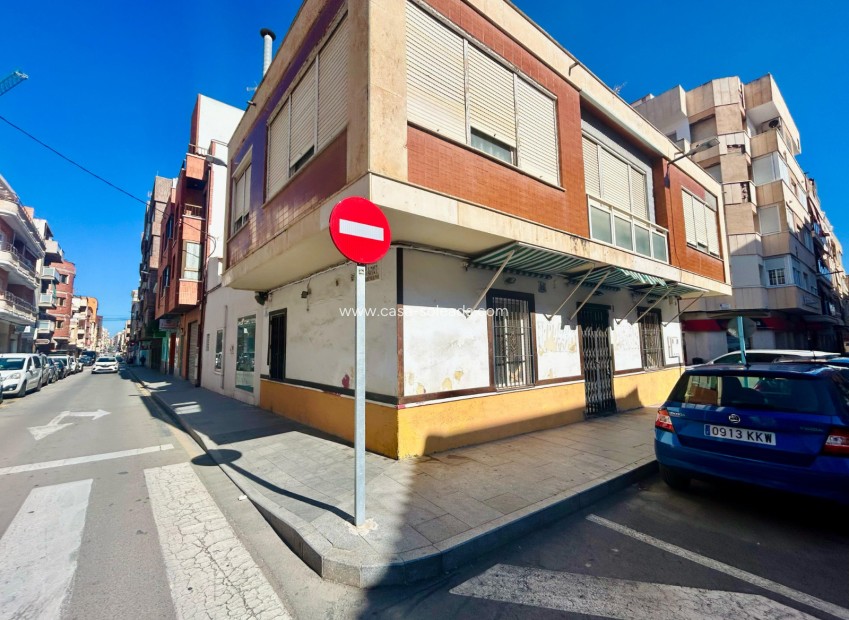 Herverkoop - Villa - Torrevieja - Costa Blanca